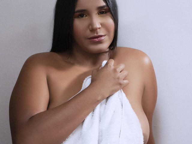 LianaSmiith - Live sexe cam - 16403590