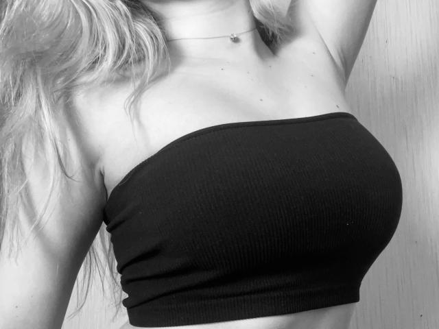 SugarrX - сексуальная веб-камера в реальном времени - 16404362