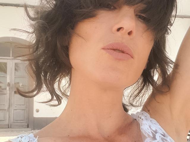 Aiyana - сексуальная веб-камера в реальном времени - 16405462