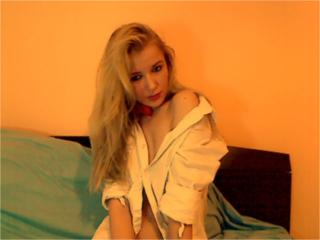 WildBlondeX - Live sex cam - 1640942