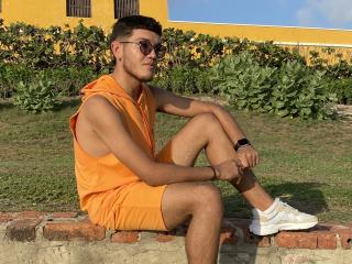 AndyJackson - Live sex cam - 16409978