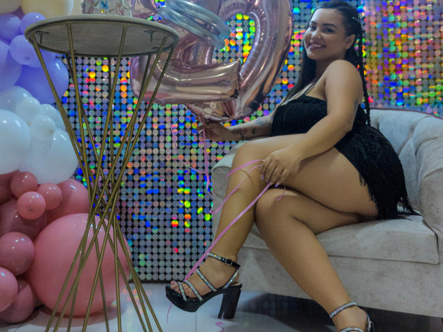 EvelinLombardi - Live porn &amp; sex cam - 16413902