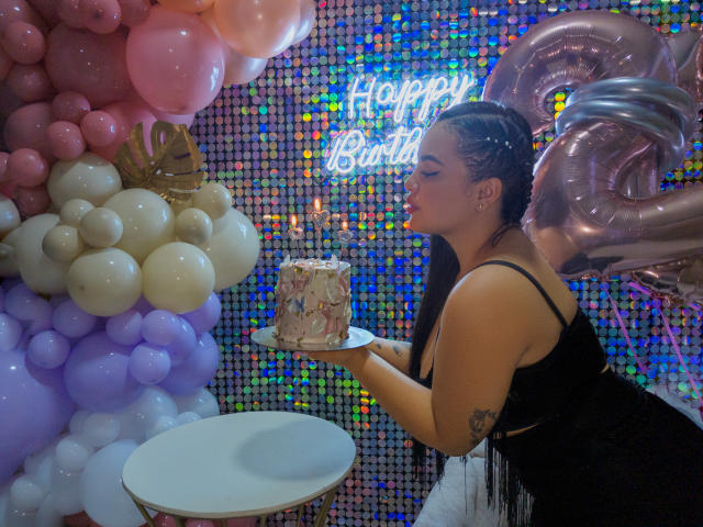 EvelinLombardi - ライブポルノ&amp;セックスカム - 16413922