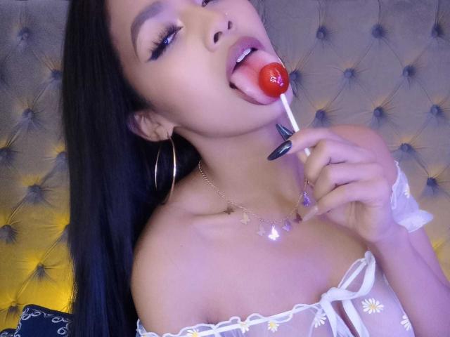 AnahiiLopez - ライブポルノ&amp;セックスカム - 16414314