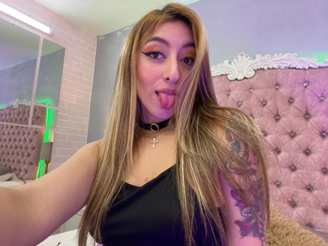 SabrinaMontana - Live sex cam - 16421370