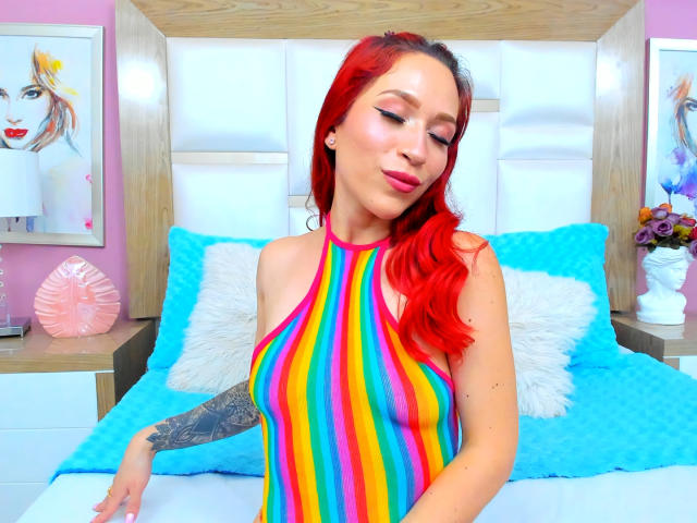 ZoeValeriius - Live sex cam - 16434982