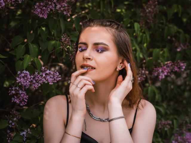 MollyTravis - Live sexe cam - 16446210