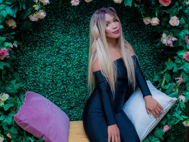 TessaMoretti - פורנו בשידור חי ומצלמת סקס - 16446630