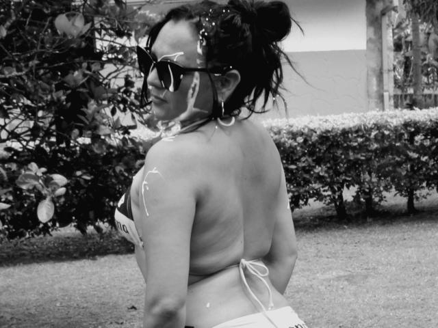 LesslyStar - Live Sex Cam - 16448446