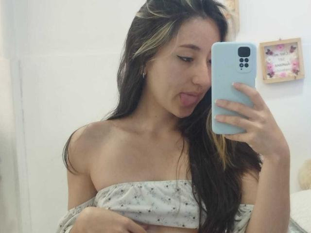 RavenReyes - Live porn &amp; sex cam - 16450994