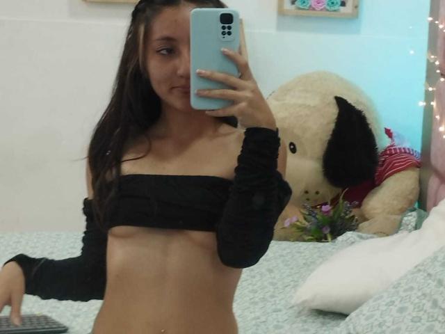 RavenReyes - Live porn &amp; sex cam - 16451046