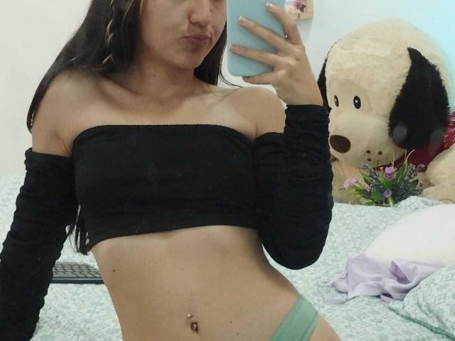 RavenReyes - Live porn &amp; sex cam - 16451082