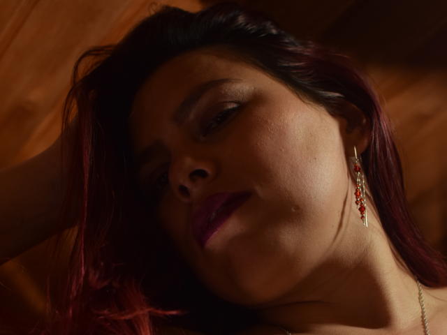 SalmaBrown - Live Sex Cam - 16452702