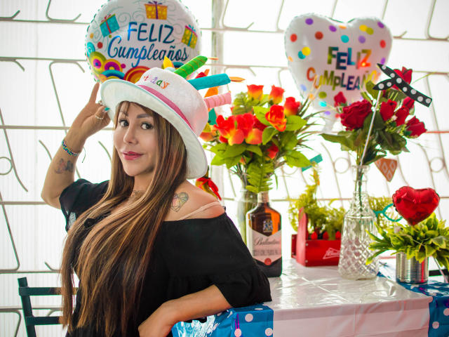 LeslyThompson - Live porn &amp; sex cam - 16463578