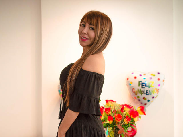 LeslyThompson - Live porn &amp; sex cam - 16463794