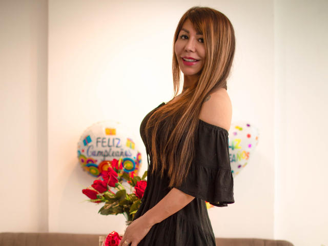 LeslyThompson - Live porn &amp; sex cam - 16463798