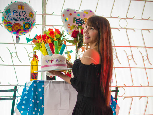 LeslyThompson - Live sexe cam - 16463950