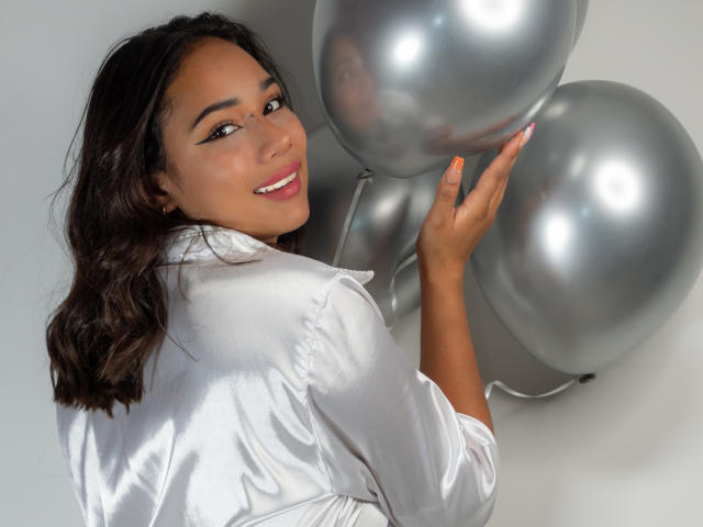 CharlotteWilliams - Sexe cam en vivo - 16470990