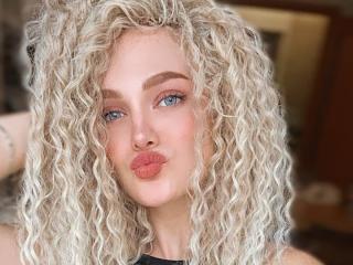 MarilynAllie - Live sex cam - 16478082