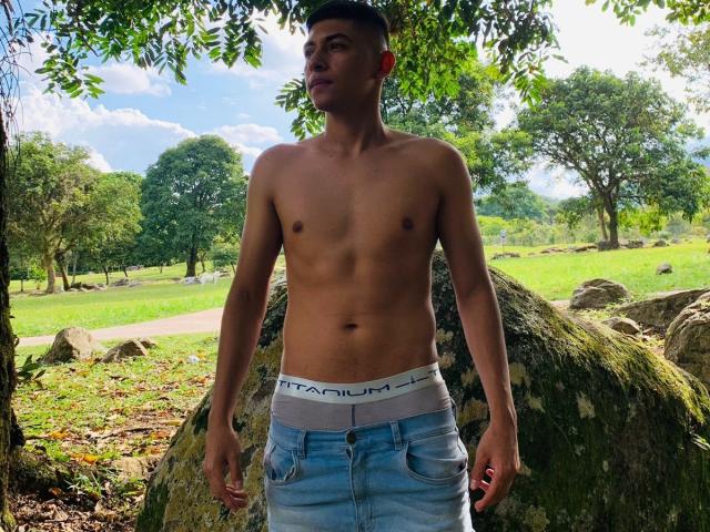 EthanGreey - Sexe cam en vivo - 16488370