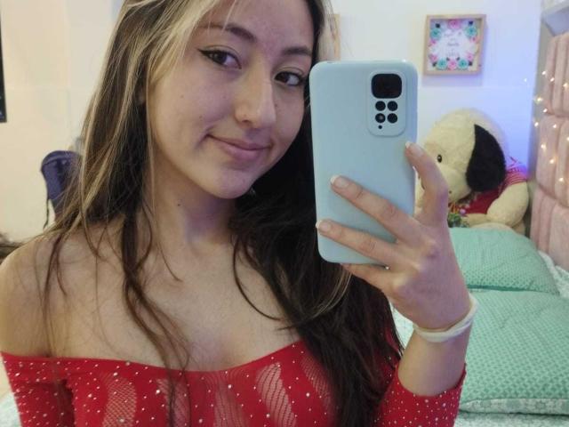 RavenReyes - Live porn &amp; sex cam - 16489278