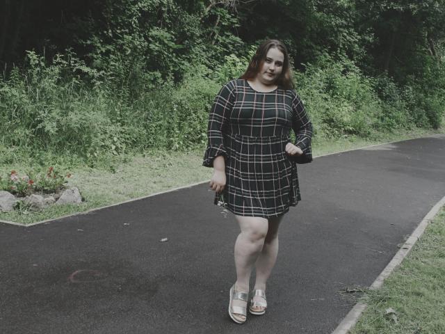 DaniellaGraceZZ - Live sex cam - 16490478