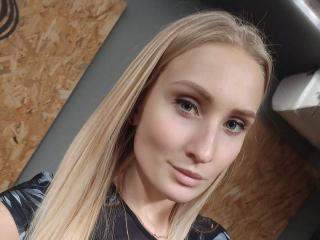 KaylaVixen - Live sex cam - 16490598