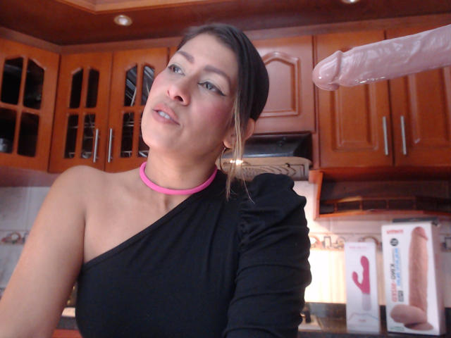 LaurenHills - Live sex cam - 16517066