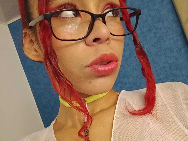 CelineHillys - Live sex cam - 16517514