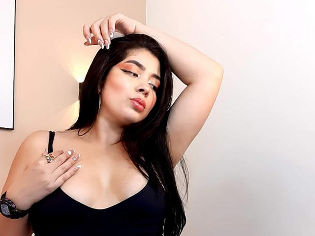 AgathaColinss - Live sex cam - 16531446