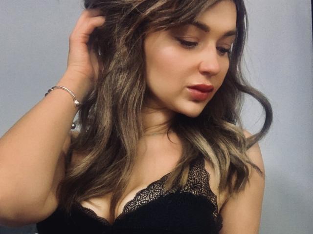 ArinaLips - Live porn &amp; sex cam - 16548890