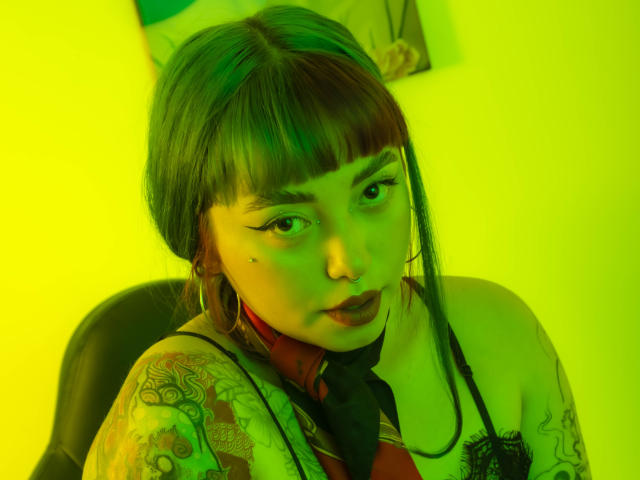 GillyBecker - Live sex cam - 16556918