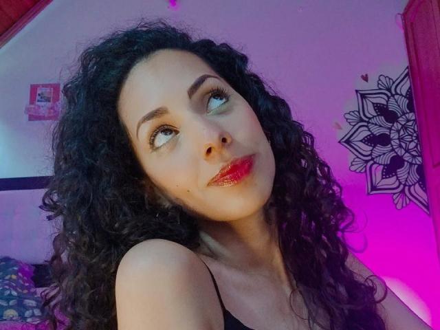 MoniqueCurlz - Live porn &amp; sex cam - 16557086