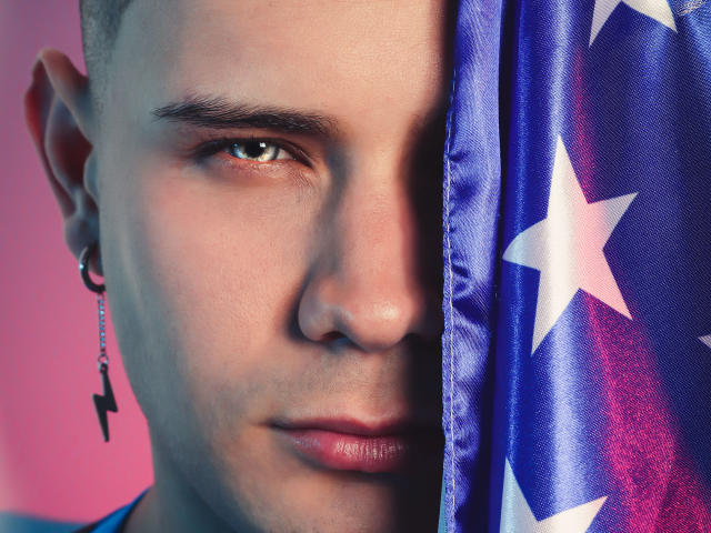 AlexiSpears - Live Sex Cam - 16557110