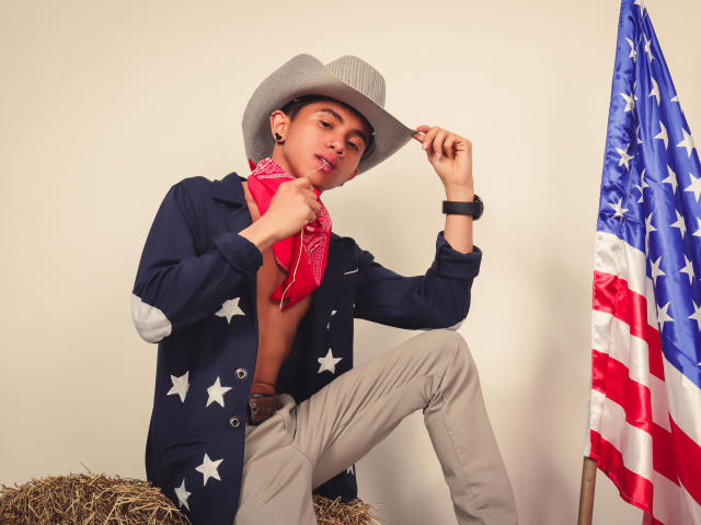 DannySantoro - Live porn &amp; sex cam - 16557398