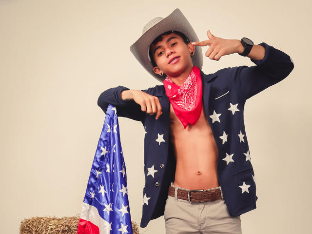 DannySantoro - Live porn &amp; sex cam - 16557406