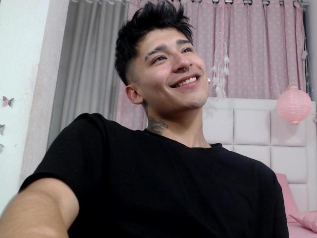 GiorgePaul - Live porn &amp; sex cam - 16562362