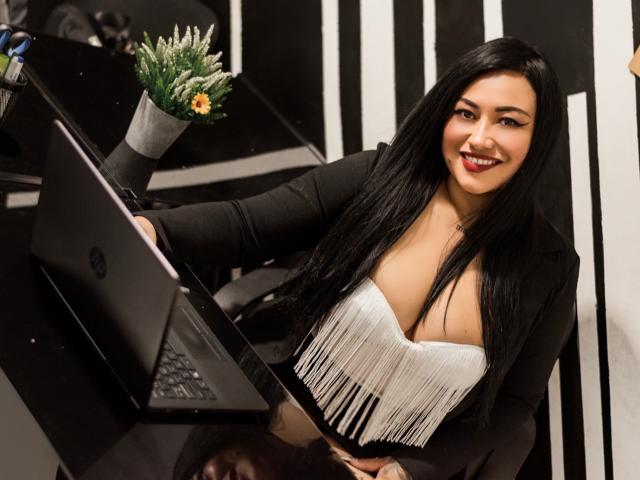 NoemiCami - Élő pornó és szexkamera - 16563718