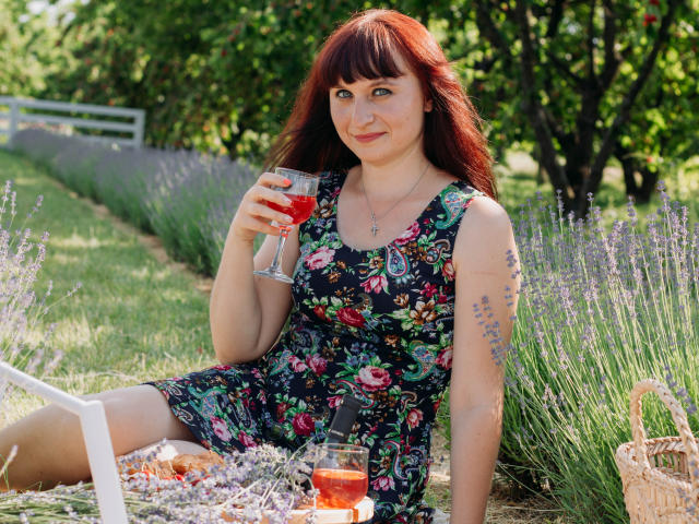 NinaFlawlees - Live porn &amp; sex cam - 16565122