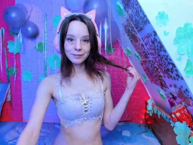 MissAstravert - Élő pornó és szexkamera - 16572094