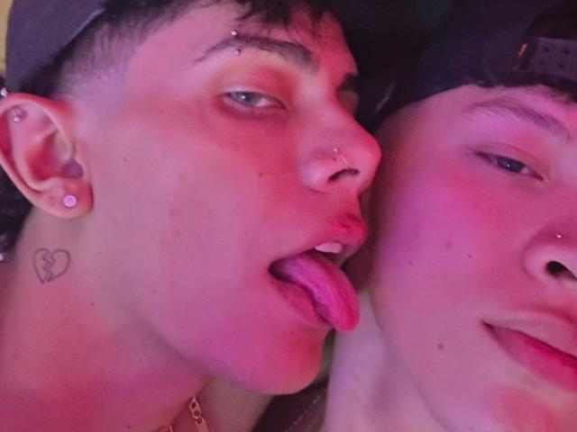 JaxonAndJean - Live porn &amp; sex cam - 16584598