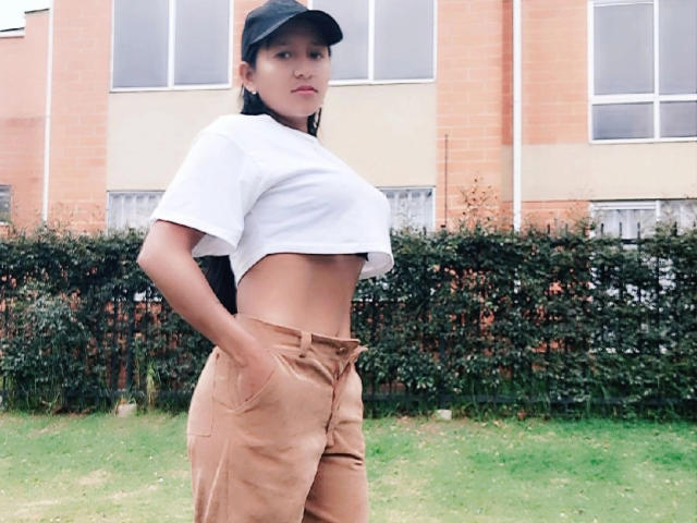 SaraBeckett - сексуальная веб-камера в реальном времени - 16591918