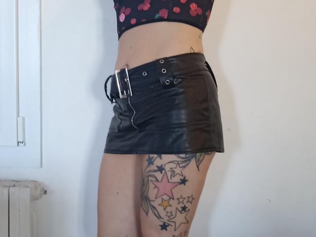 LilouSexFriend - Live sexe cam - 16597182