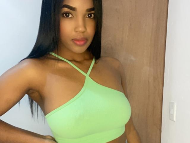 IsabellaHott69 - Live sexe cam - 16600394