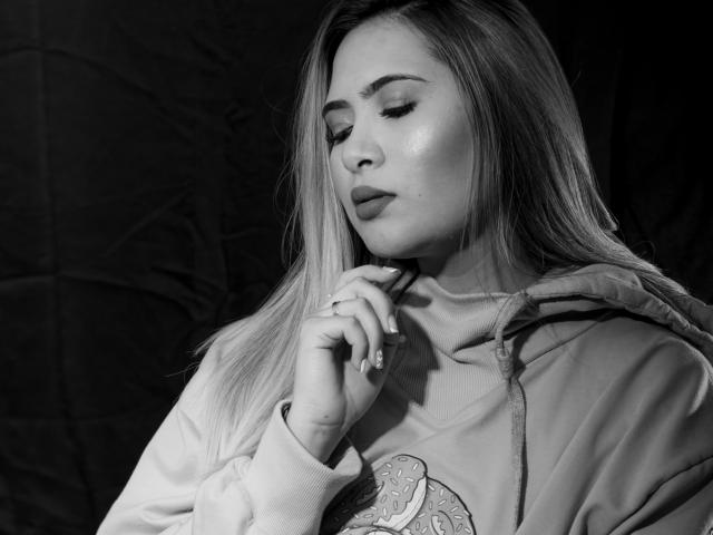 AlysonMyers - Live porn &amp; sex cam - 16600442