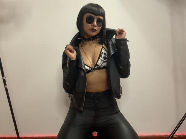 AmelieLilith - Sexe cam en vivo - 16603070