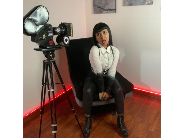AmelieLilith - Live sexe cam - 16603802