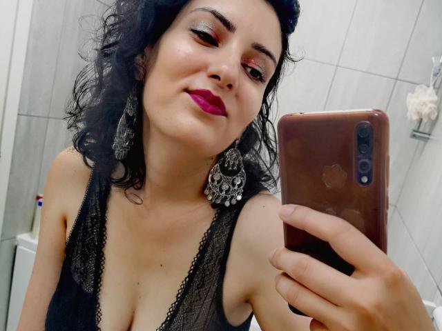AddictedToUTS - פורנו בשידור חי ומצלמת סקס - 16607178