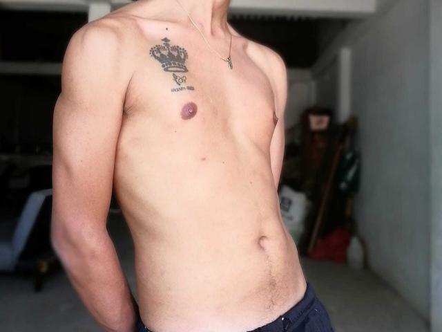 KeyneX - Live sexe cam - 16609618