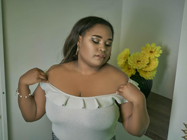 NoemyLowe - Sexe cam en vivo - 16614986